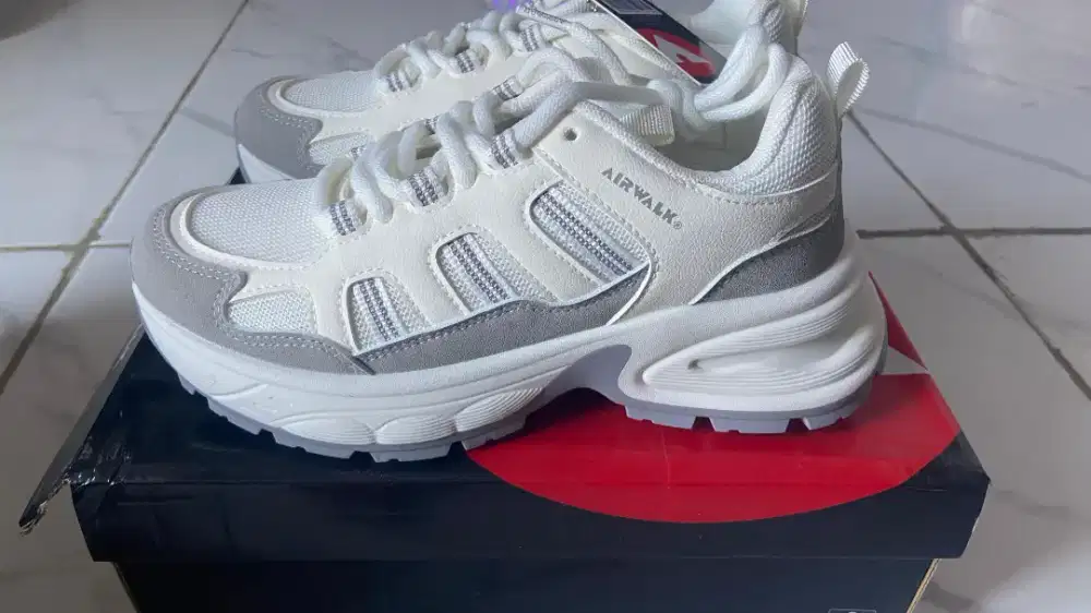 SEPATU CEWEK AIRWALK