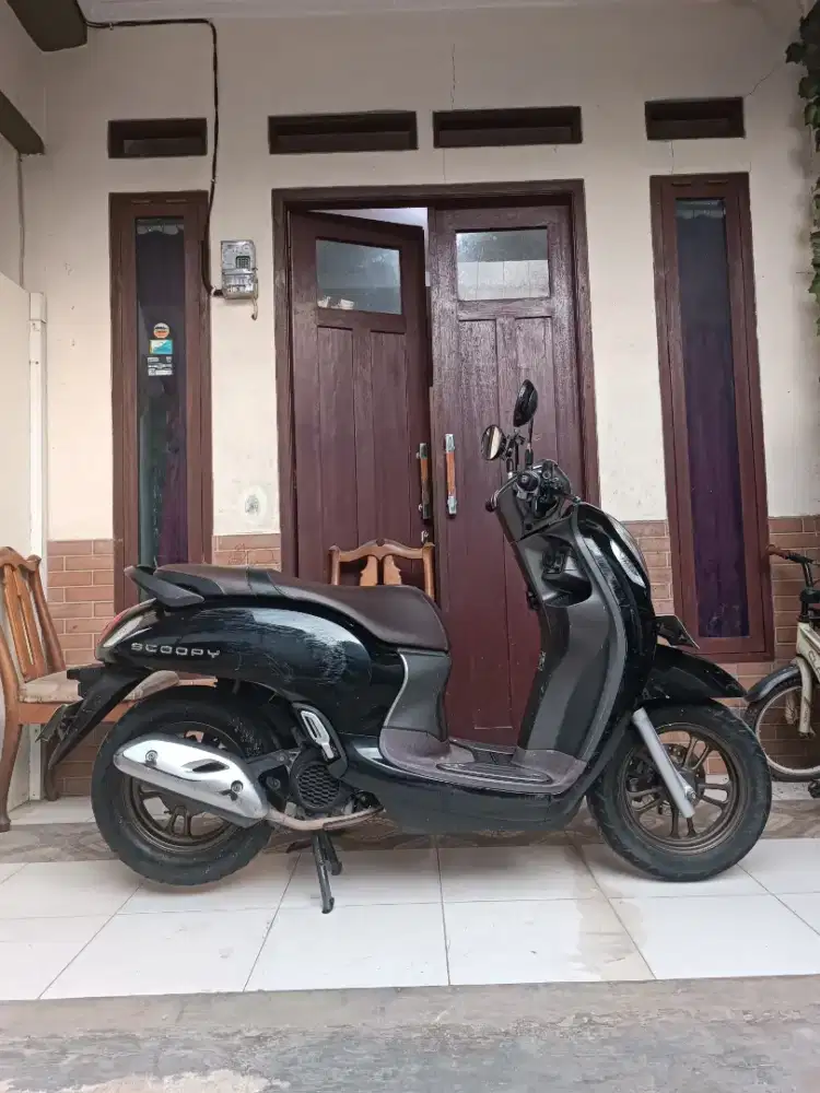 SCOOPY PRISTAGE