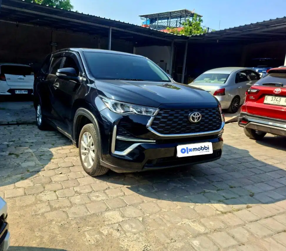 Hot Sale Toyota Kijang Innova 2.0 Zenix V CVT Bensin AT 2025