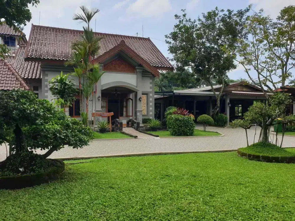 DIJUAL – Kompleks Villa Luas & Strategis di Kawasan Sejuk Pakem