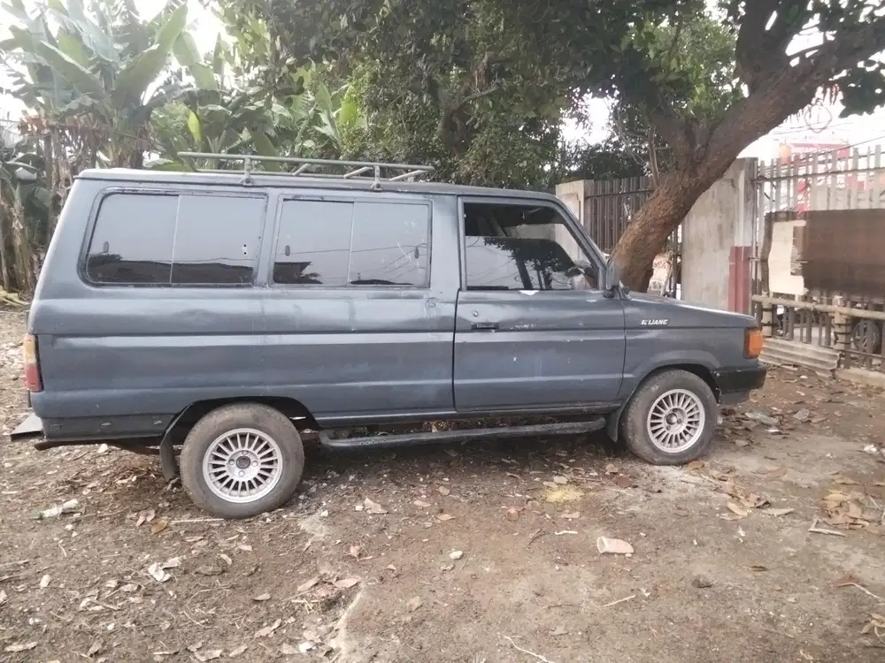 Toyota Kijang 1990 Bensin