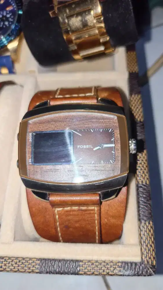 Jam FOSSIL ORI TERAWAT