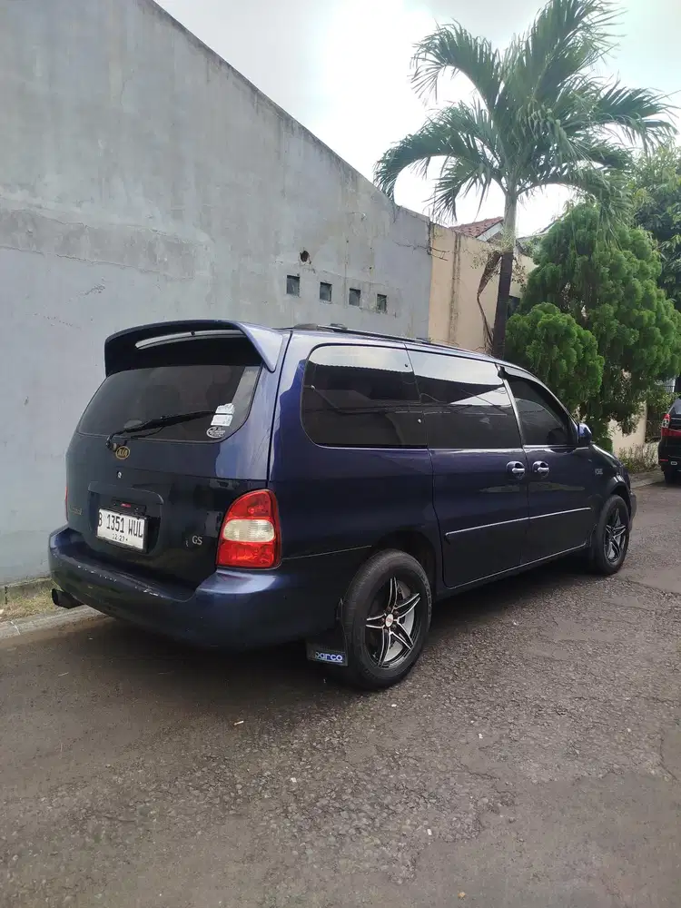 Kia Carnival 2002 Bensin