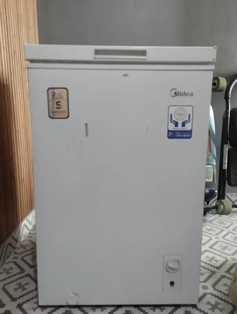 Freezer nyala normal