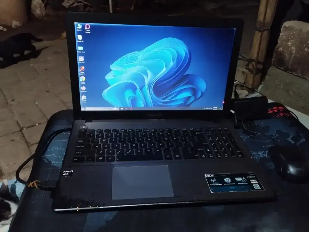 Laptop asus X550D