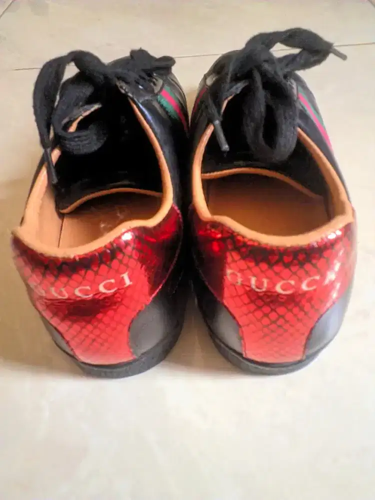 Sepatu Mewah Gucci