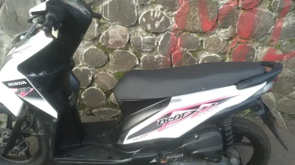 Honda Beat FI 2013  standaran mesin bagus sekali