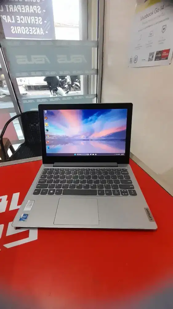 Laptop Lenovo Ideapad1-11IGL05