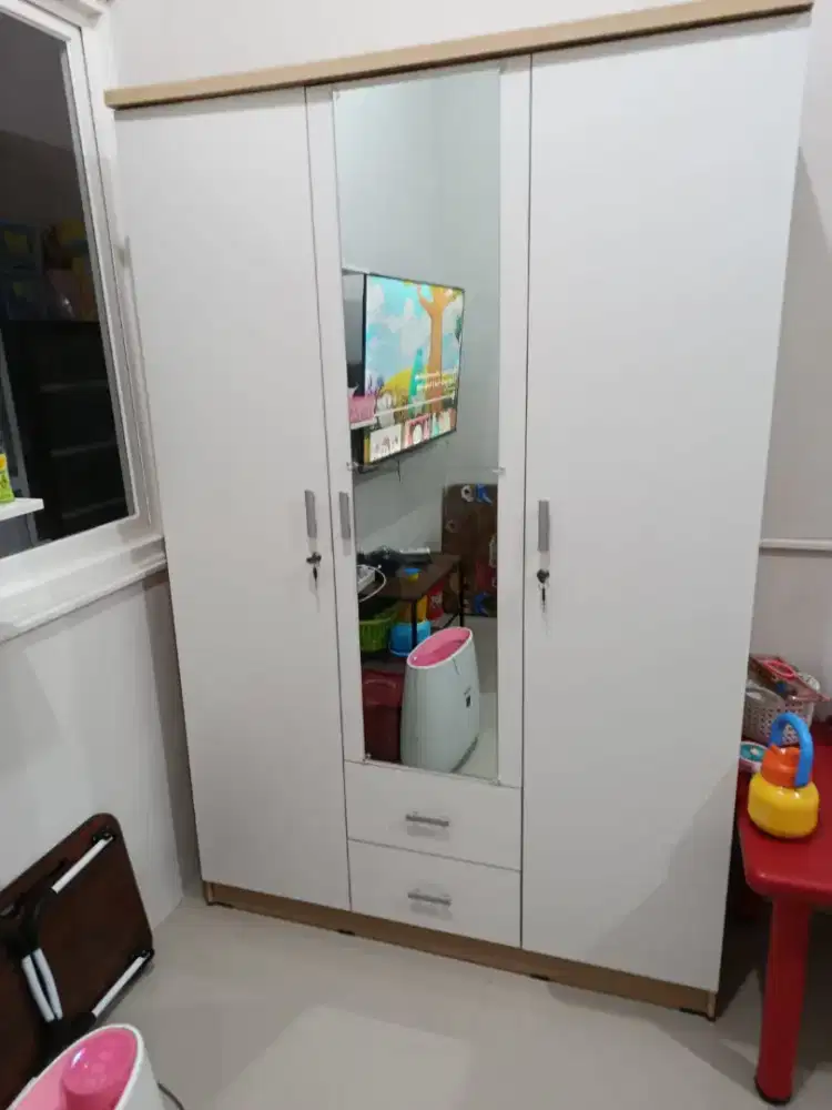 Lemari baju Produk Ikea