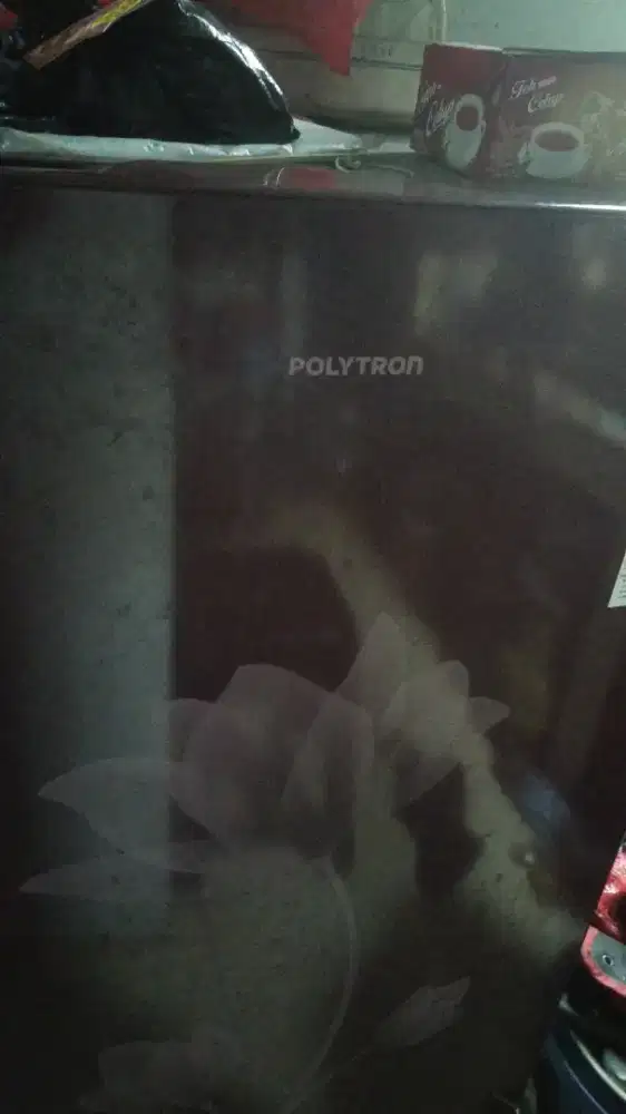 Kulkas Polytron 1 pintu