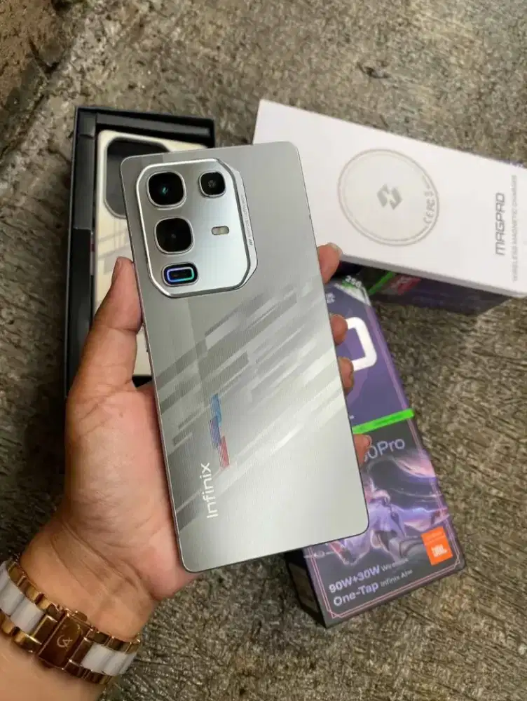 Infinix Note 50 Pro BMW Fullset 90w + Wireless
