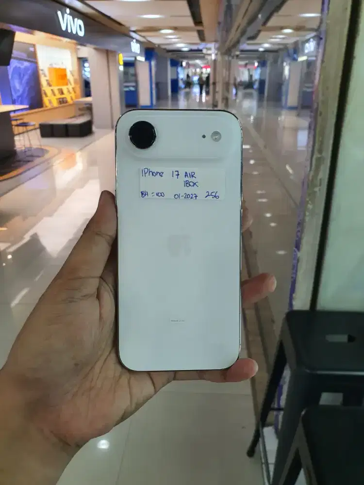 Iphone 17 Air 256 GB Resmi iBox Garansi Panjang Like New