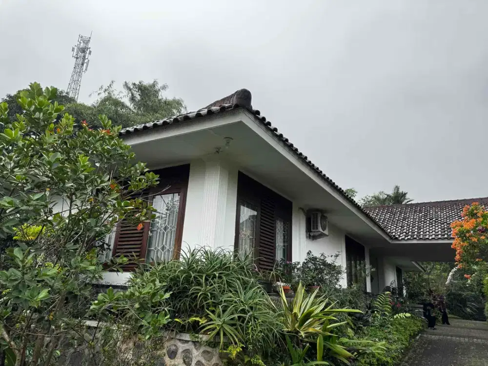 Rumah Villa  Di Jual Murah di Gadog Puncak Bogor , Sejuk , Nyaman Siap Huni