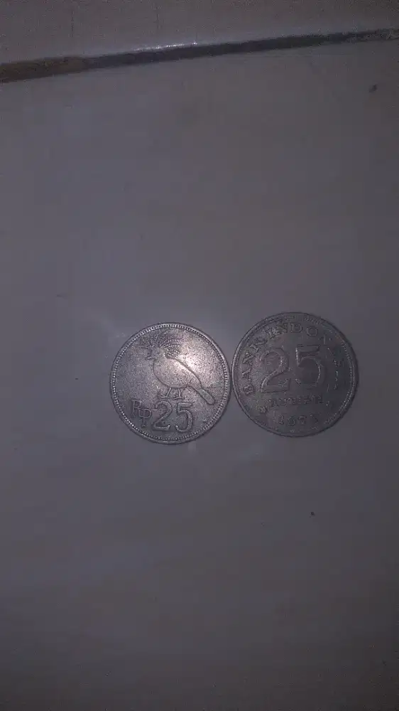 Di jual uang koin 25rupiah edisi thn 1971