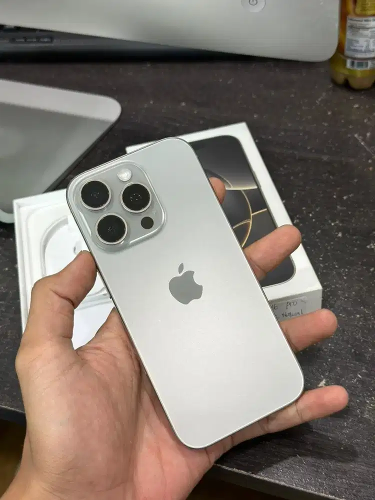 iPhone 16 Pro 256Gb iBox