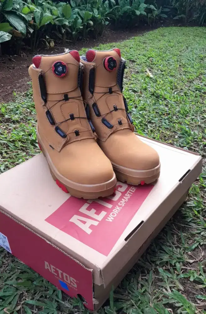 Sepatu Safety Boots AETOS ALPHA ORIGINAL Size 31 Kondisi Baru + Dus