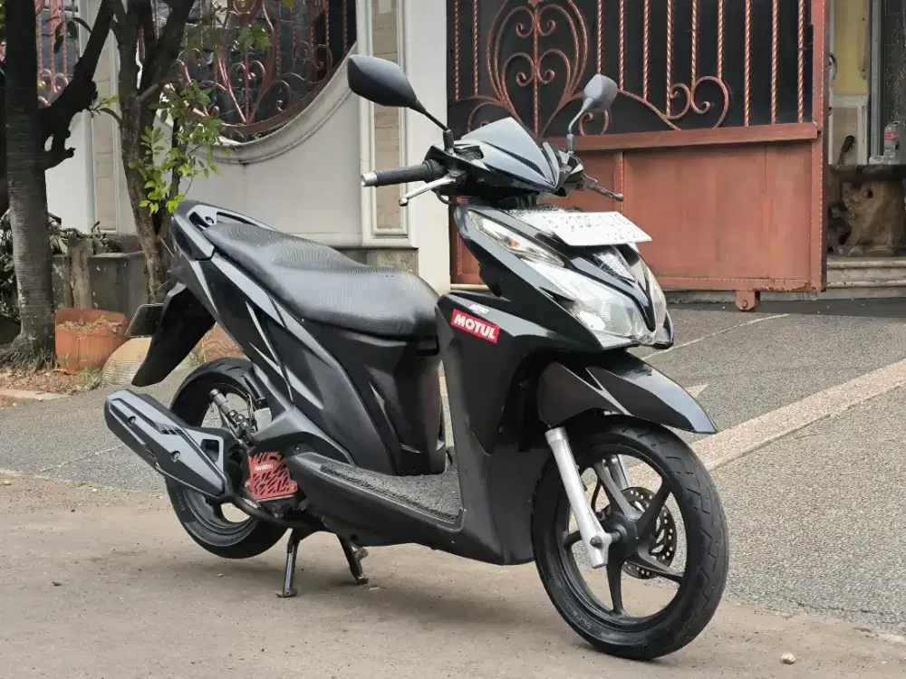 Honda Vario KZR 2014 mulus siap pakai