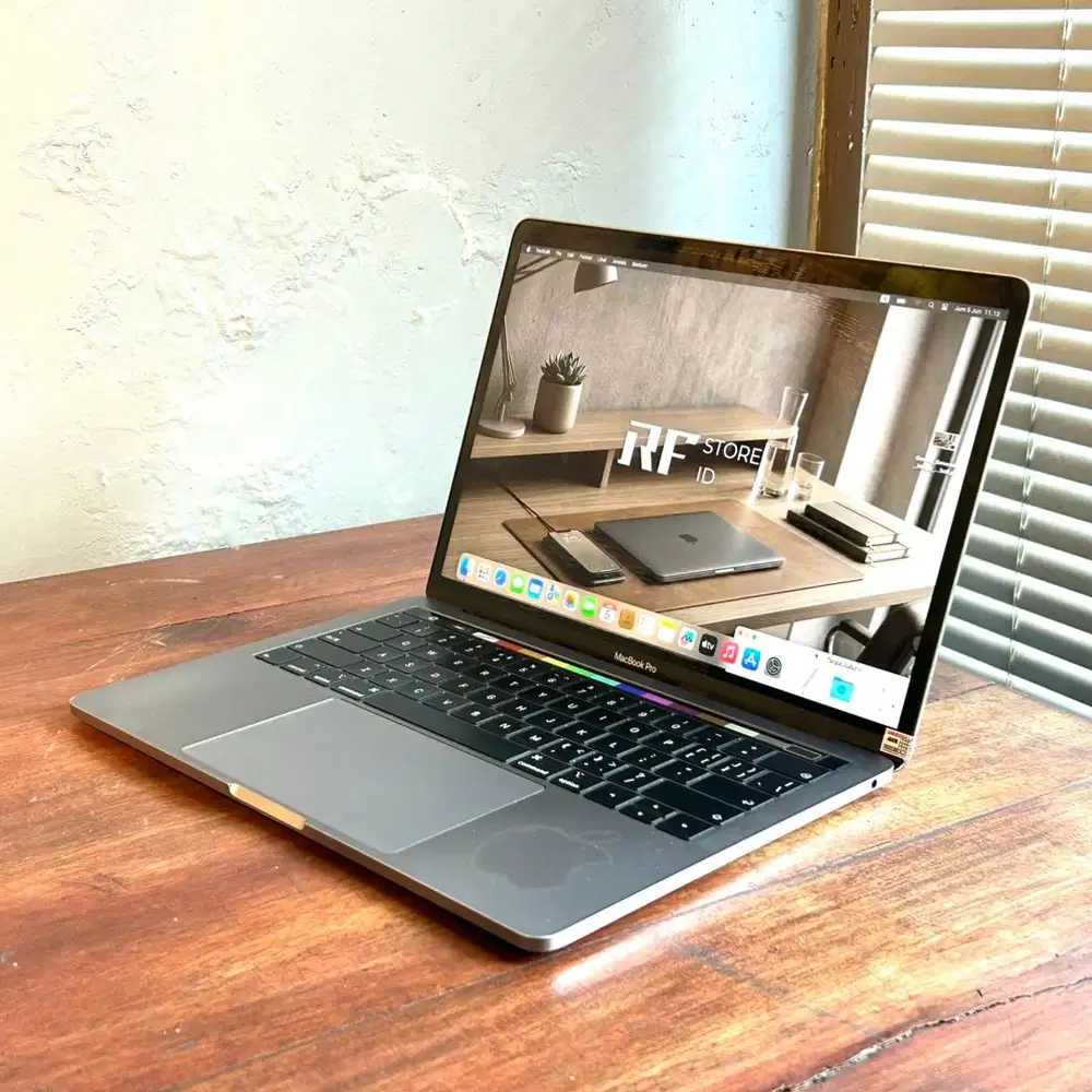 MacBook Pro 2019 Touchbar 16/512GB