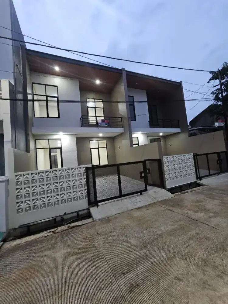 Dijual Cepat Rumah Baru 2 Lantai di Margahayu Raya