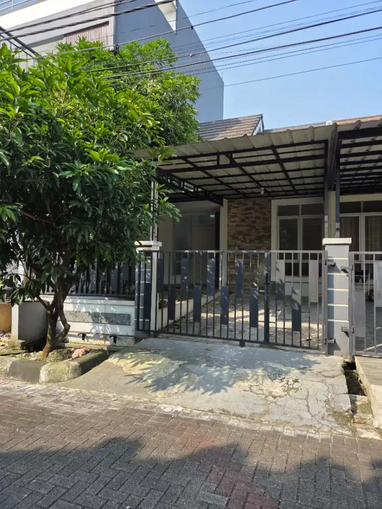 Disewakan rmh 1lt akses toll dan statsiun