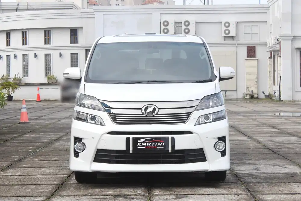 Vellfire ZG 2014 Pilot Seat LOW KM 70rb Service Record TGN 1