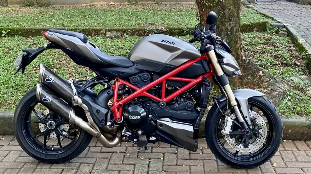 Ducati Street Fighter 848