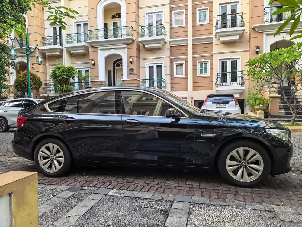 BMW 535i 2011 Bensin