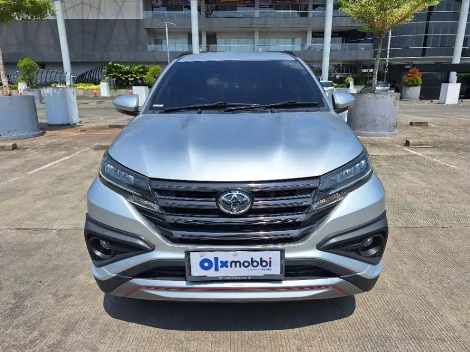 LOW DP Toyota Rush 1.5 TRD Sportivo Bensin-AT 2020 KZB