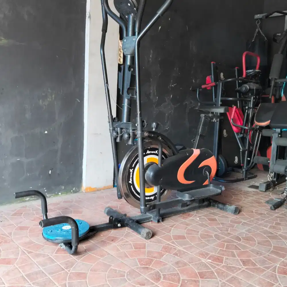 Sepeda statis orbitrack Alat fitnes olahraga gym dirumah