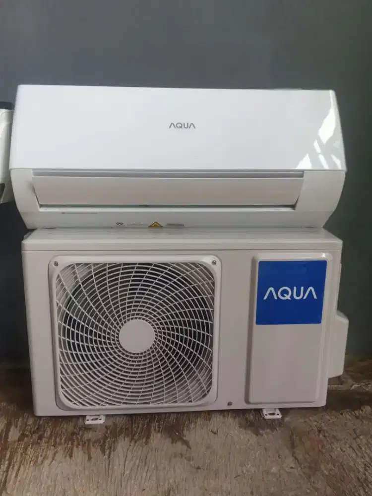 Jual AC AQUA ½PK