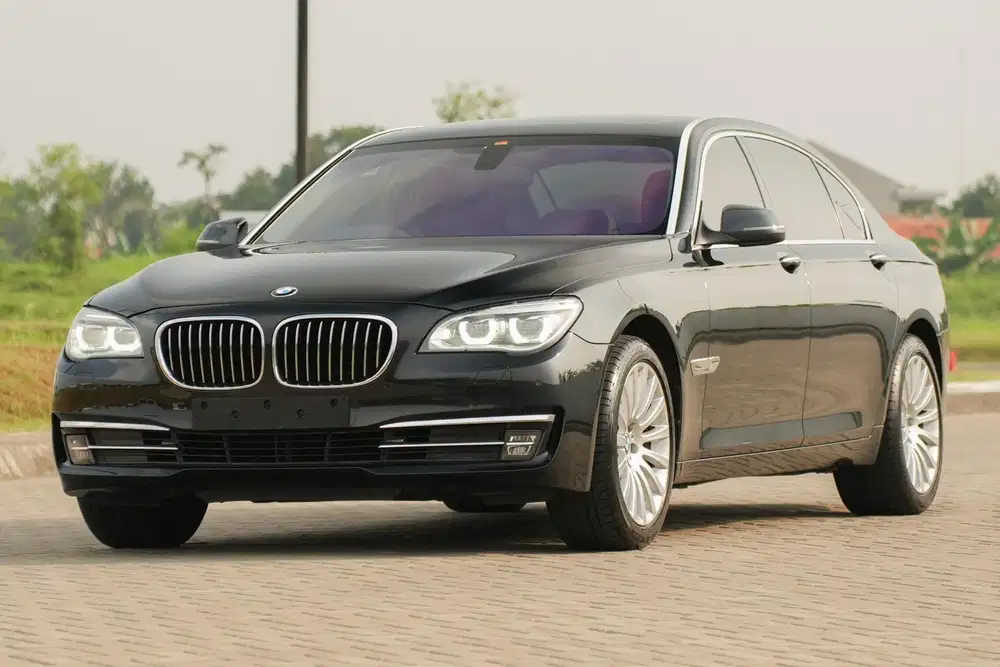 Power & Pride! BMW 730Li LWB Full Spec 2016 Black s400 x5 528i