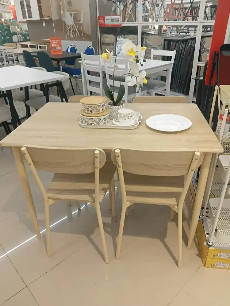 LAMIRA MEJA MAKAN SET BEIGE
