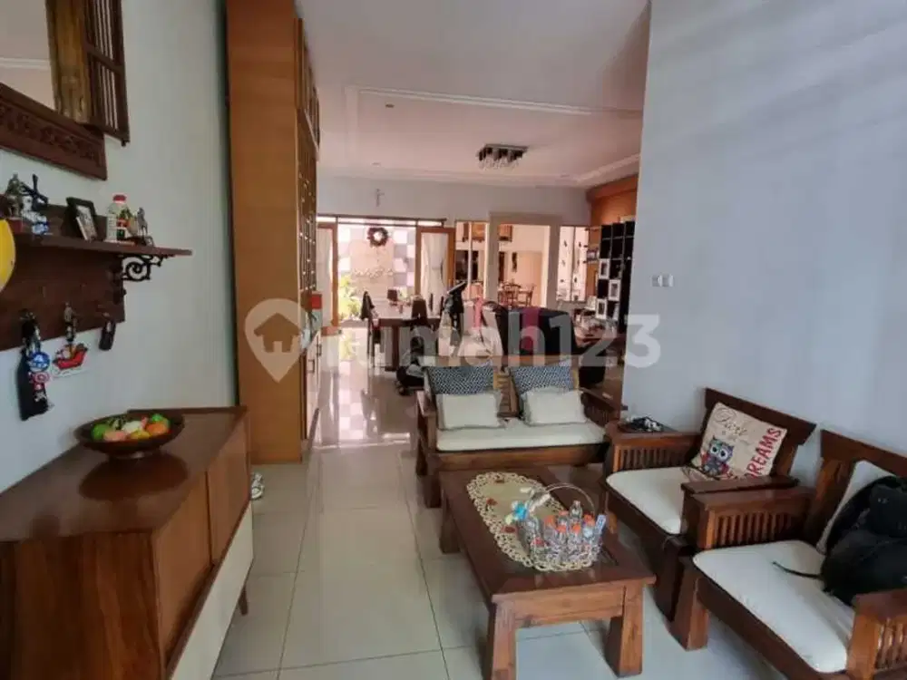 Rumah Hook 2Lantai, Siap Nego,Siap Huni di Tki 3 Bandung