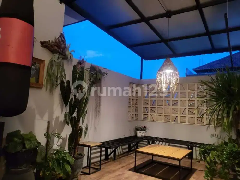Rumah 2 Lantai Siap Huni, Siap Nego di Tki 3 Bandung