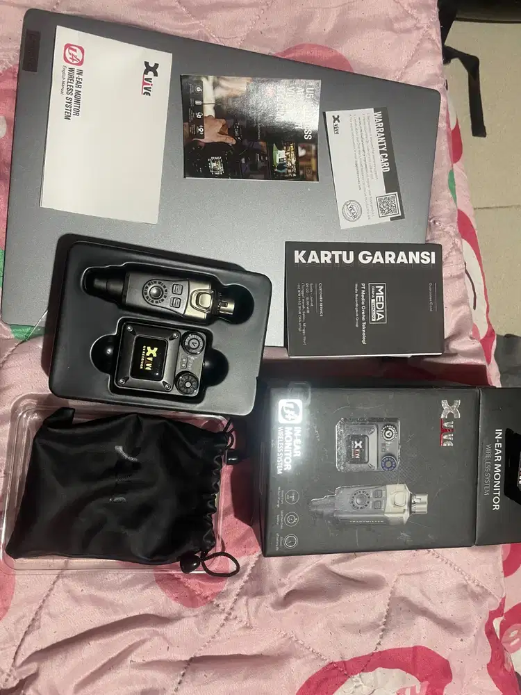 WTS XVive Audio U4 Wireless in Ear Monitor
