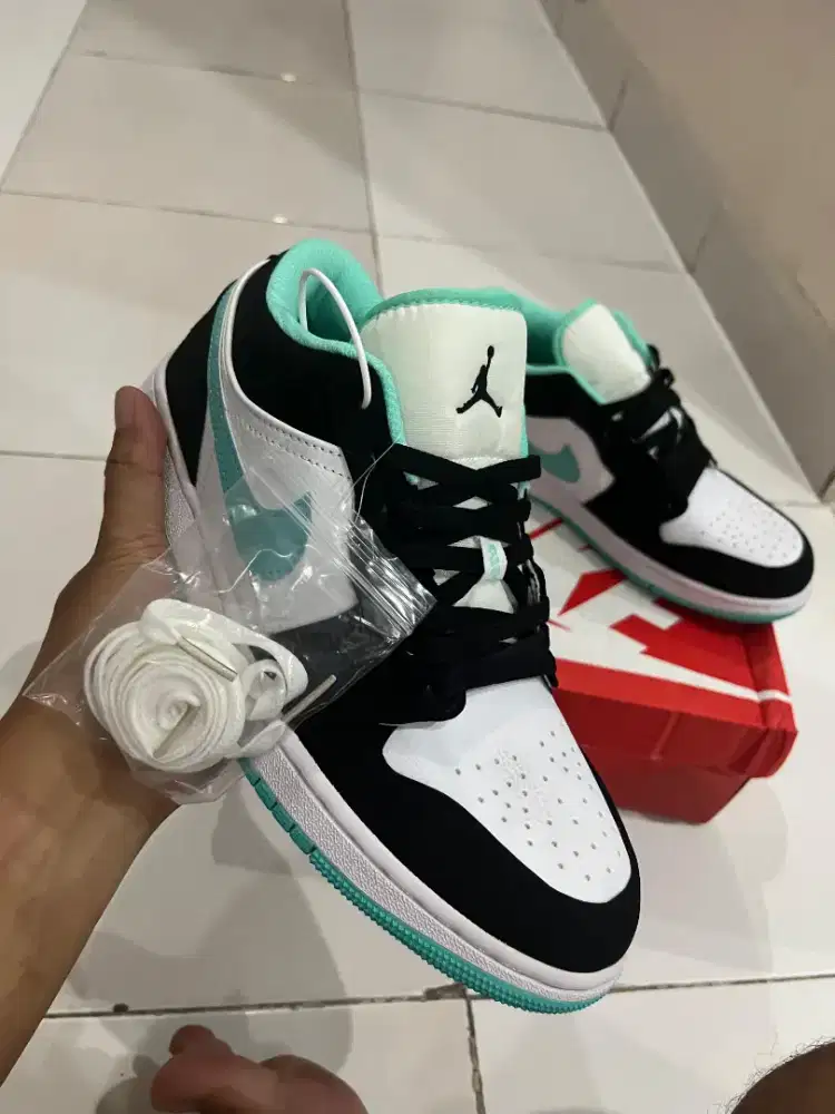 Sepatu ijo tosca baru
