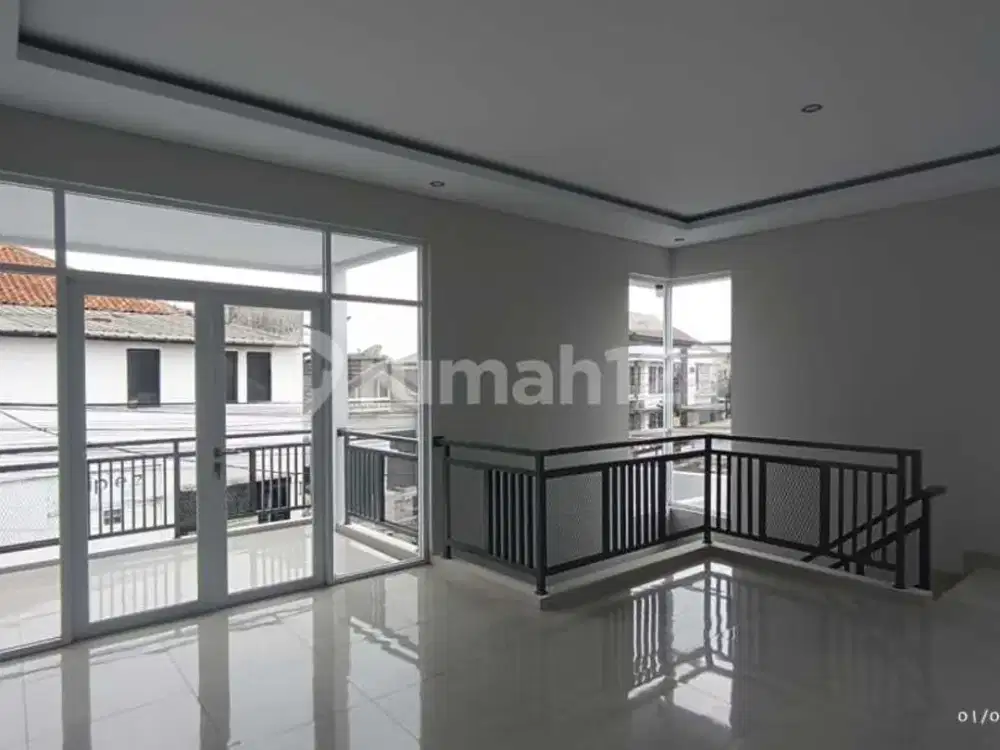 Jual Rumah Baru 2 Lantai Murah,hook, Di Tengah Kota Bandung