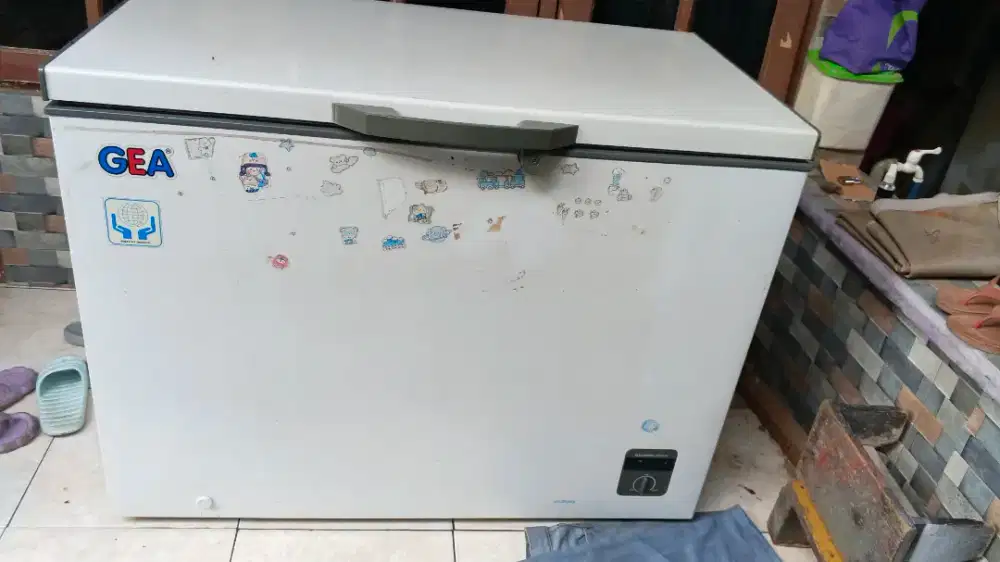 Dijual Chest freezer merk GEA.