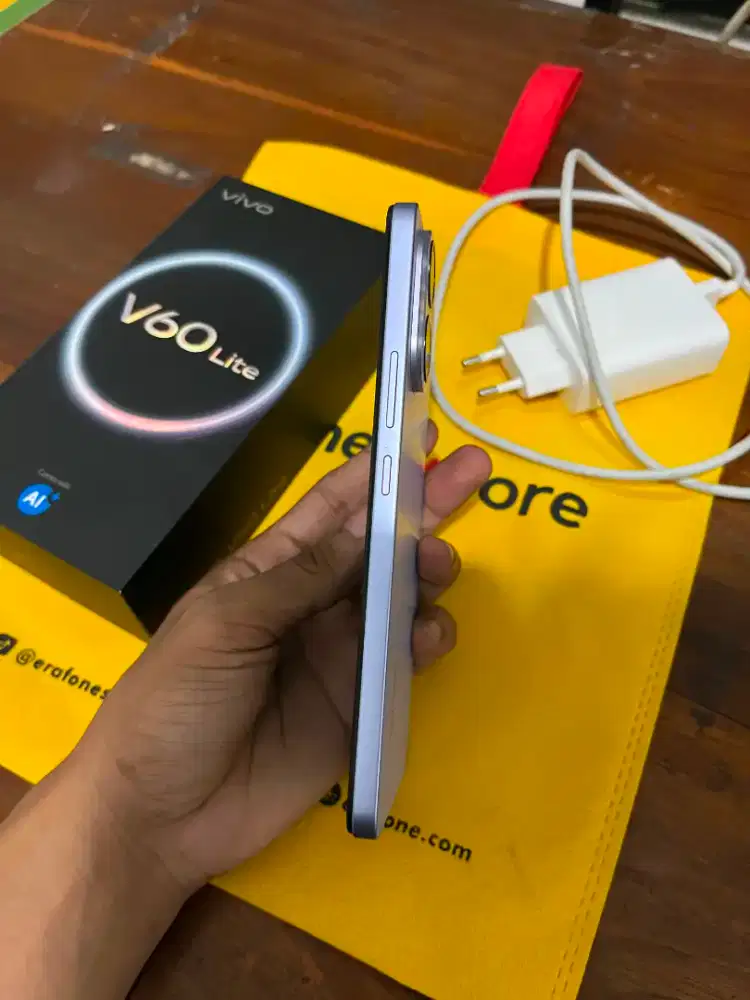 Vivo V60 lite Ram 8+8/256