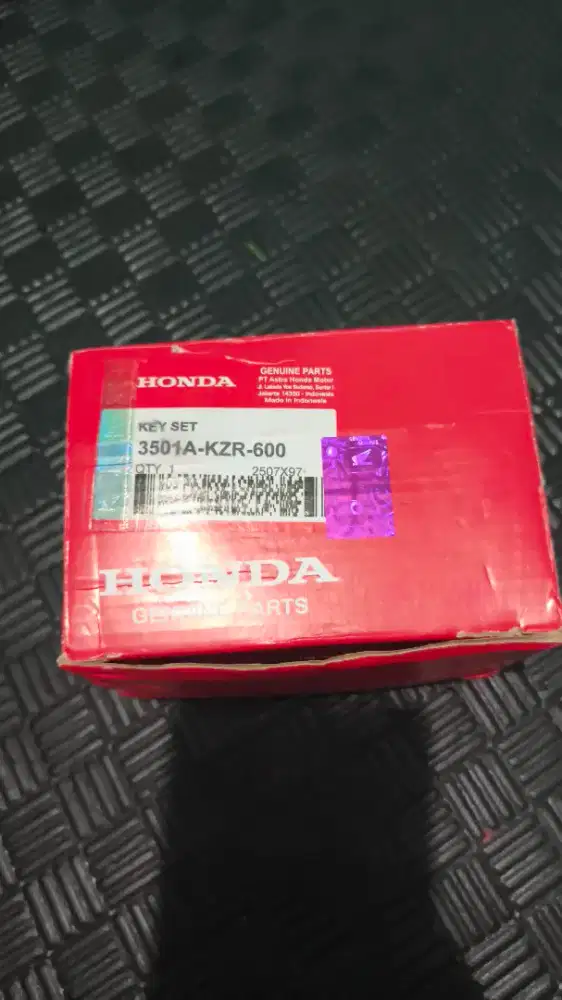 KUNCI KONTAK ORIGINAL KZR HONDA VARIO 125 HONDA VARIO 125 TECHNO