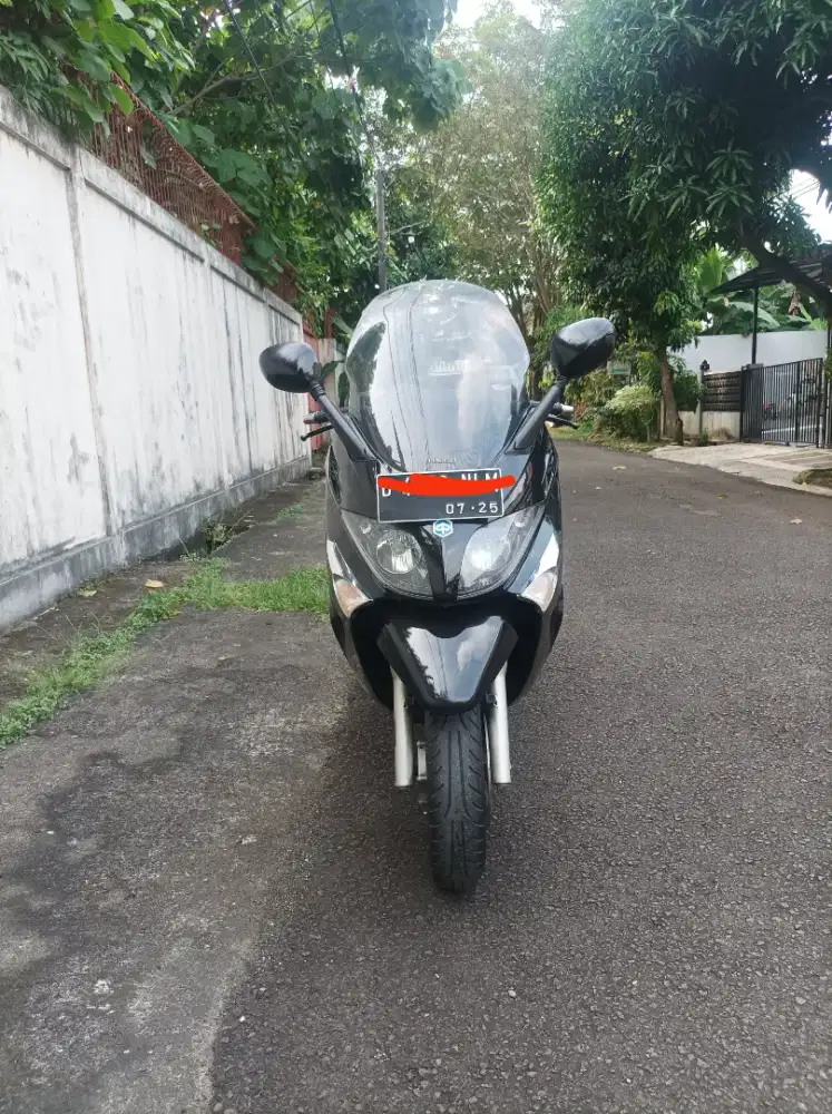 Piaggio X-EVO 250 AT tahun 2010