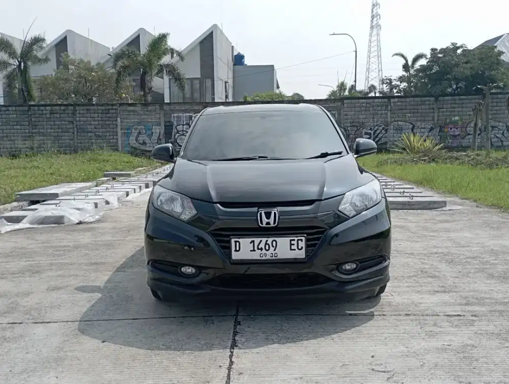 honda hr-v e 1.5 matic tahun 2015