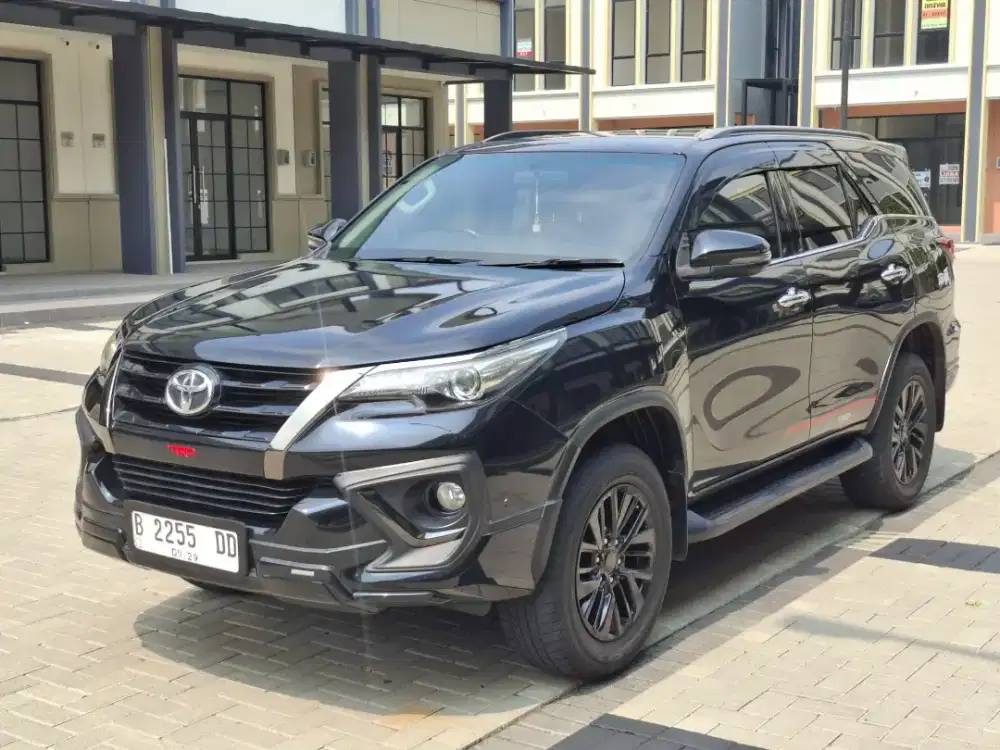 (Tdp12jt) VRZ TRD 2019 Hitam