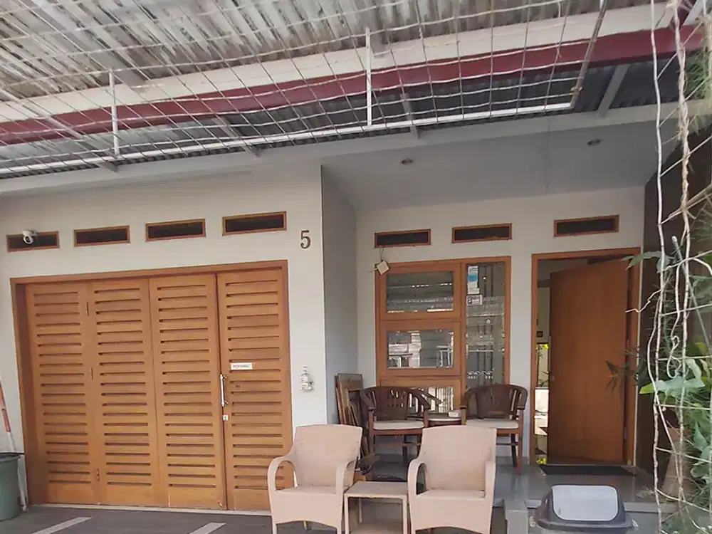 Sewa - Kontrak 4KT Setra Murni Atas Sarijadi, 800mdpl, Sejuk, Terang & Sirkulasi Bagus, Halaman Luas - Dekat PT & Mall