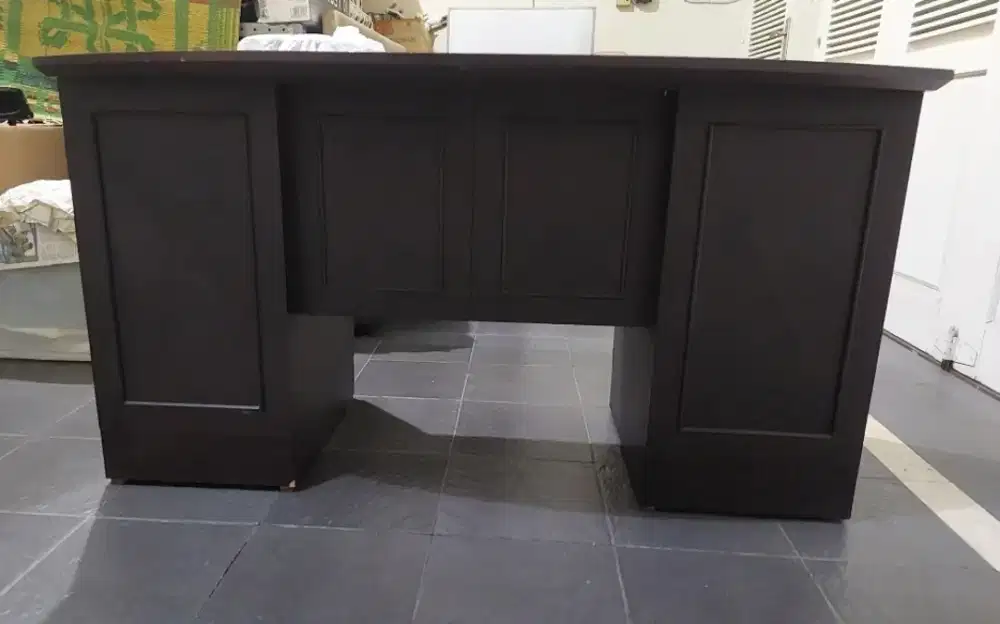 Di Jual Meja Kantor