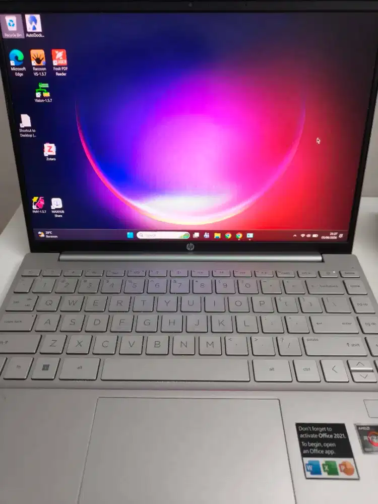 HP Pavilion AMD Ryzen 5 5625U, Radeon graphics