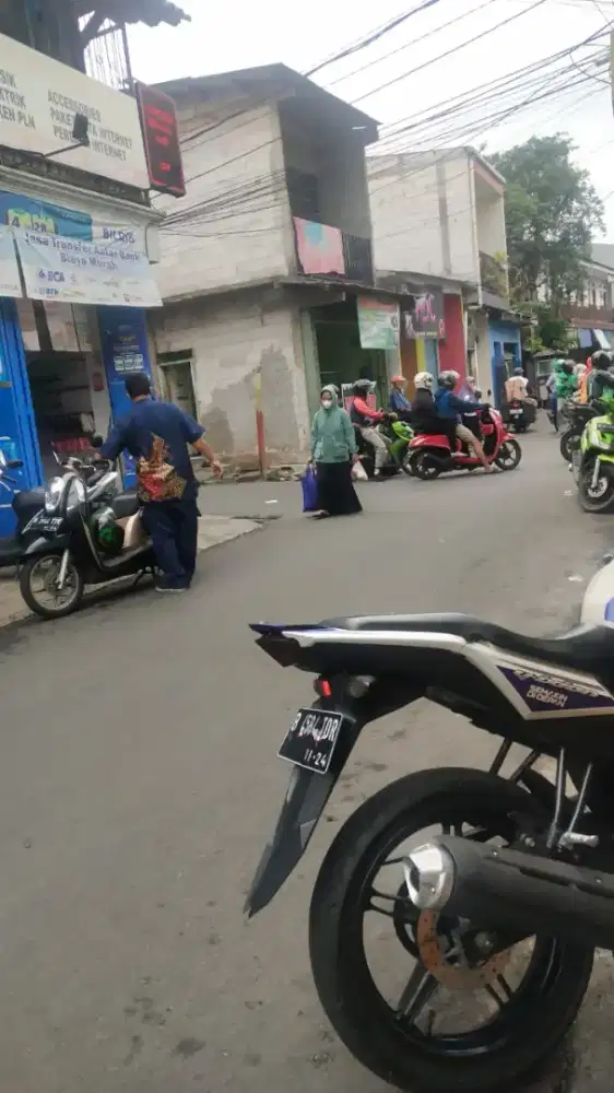 Kost dekat kawasan industri pulo gadung. Yamaha