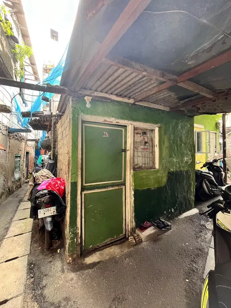 Dijual atau disewakan Rumah Kemayoran strategis dibawa NJOP