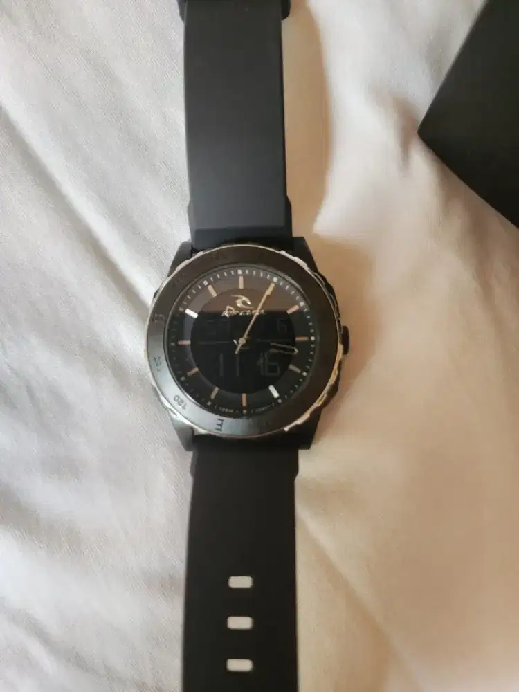 Jam Tangan Rip Curl Rival Ana-Digi A3257 Original - Mulus & Lengkap