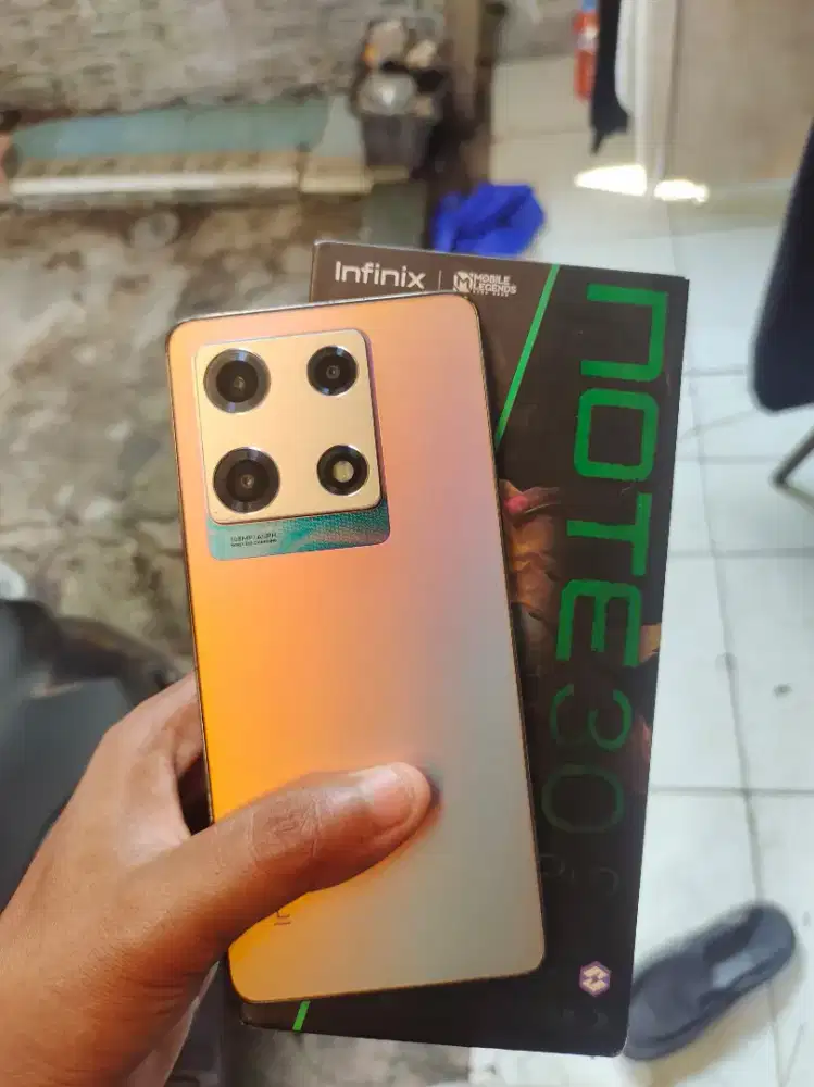 Infinix note 30 pro 8+5/256 fullset grees